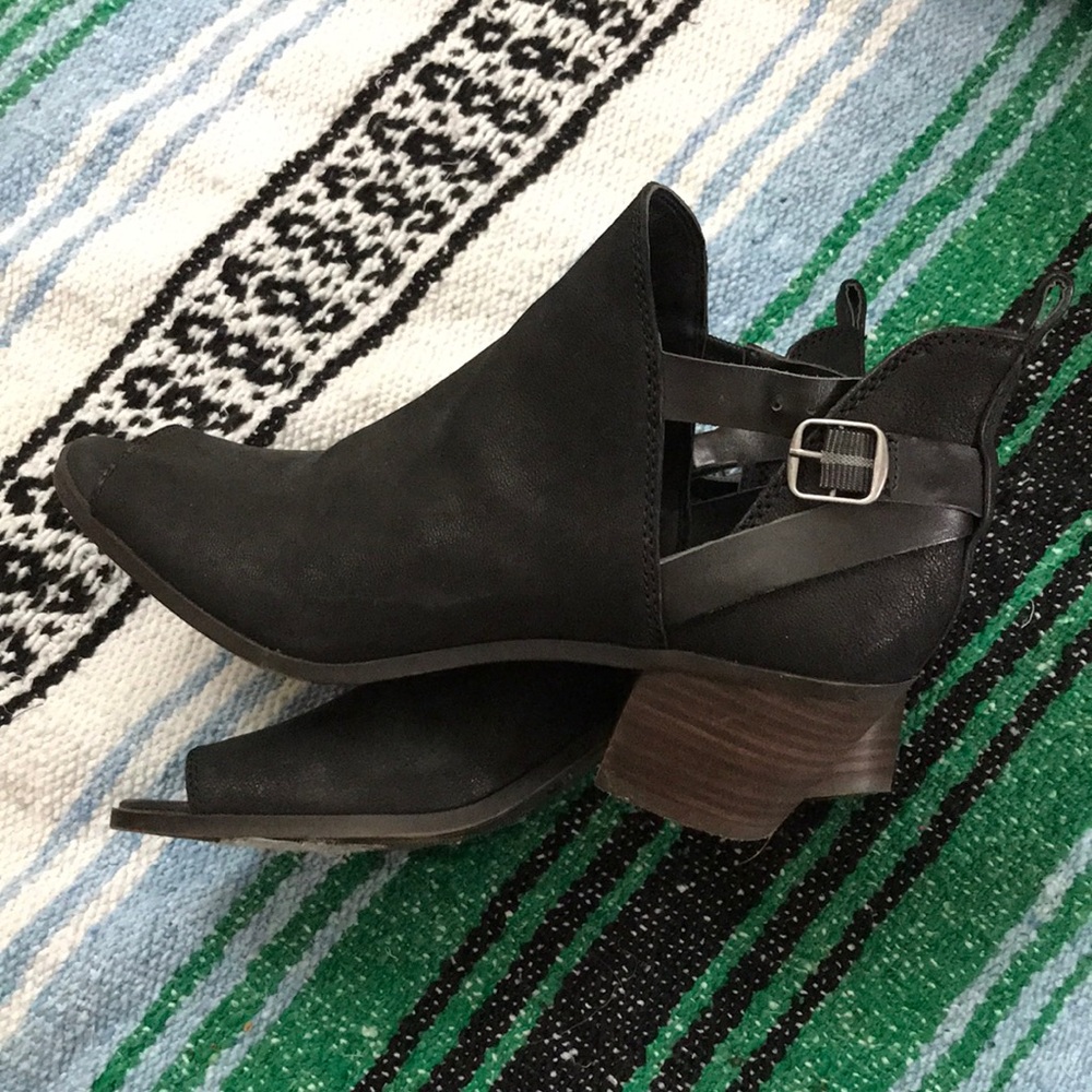 Lucky booties! 🍀